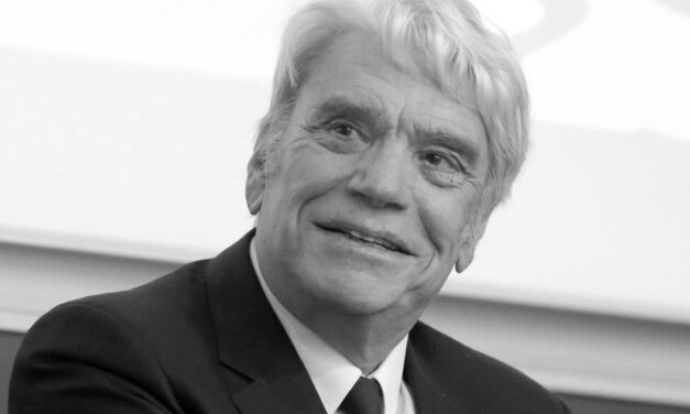 Bernard Tapie fortune : retour sur un parcours atypique et controversé